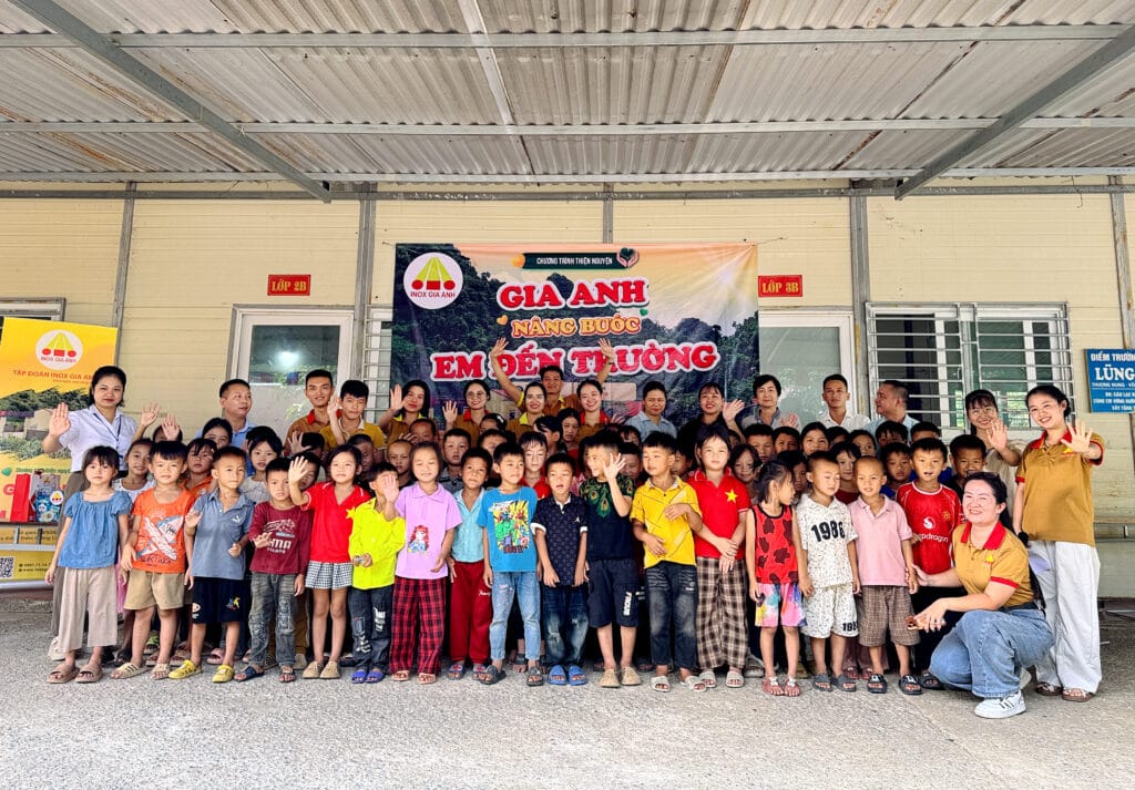 https://inoxgiaanh.com.vn/chuong-trinh-thien-nguyen-gia-anh-nang-buoc-em-den-truong-thai-nguyen-2026.html/